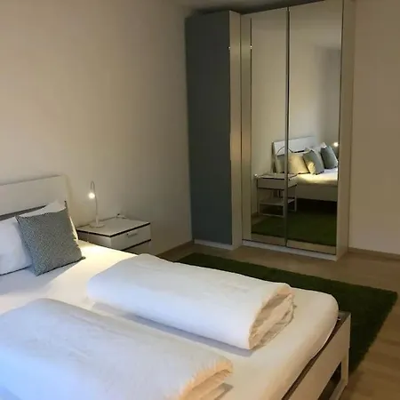 3 Ensingerstr. Apartment *