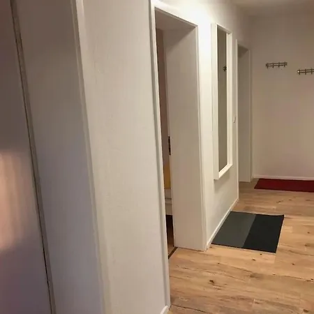 Apartment 3 Ensingerstr. *